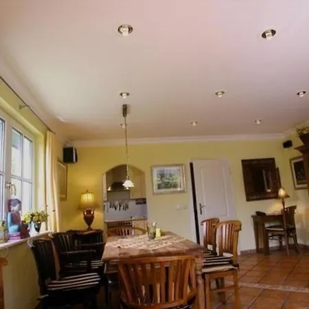 Haus Seeadler بيت للعطل